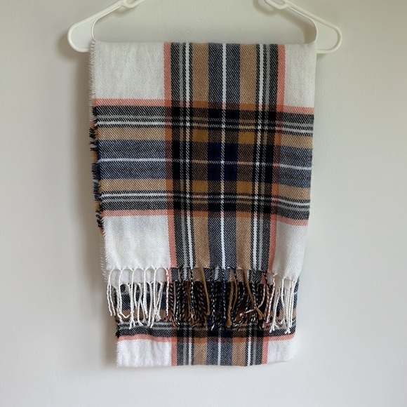 Plaid Blanket Scarf - Picture 2 of 3